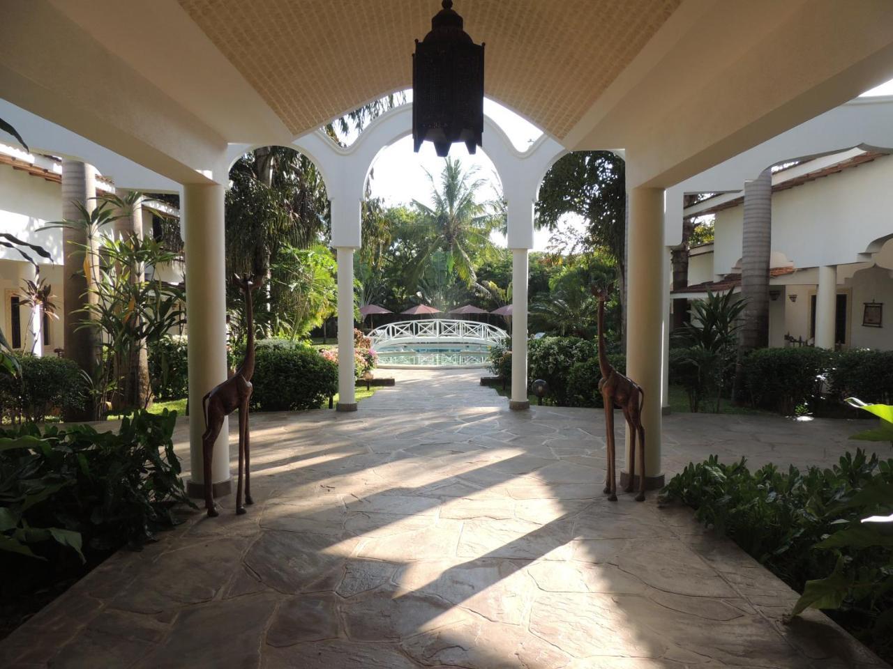 Hotel Villa Malindi 3* Малинди